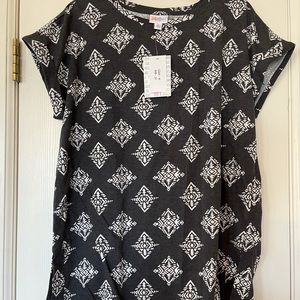 Lularoe Leah. NWT